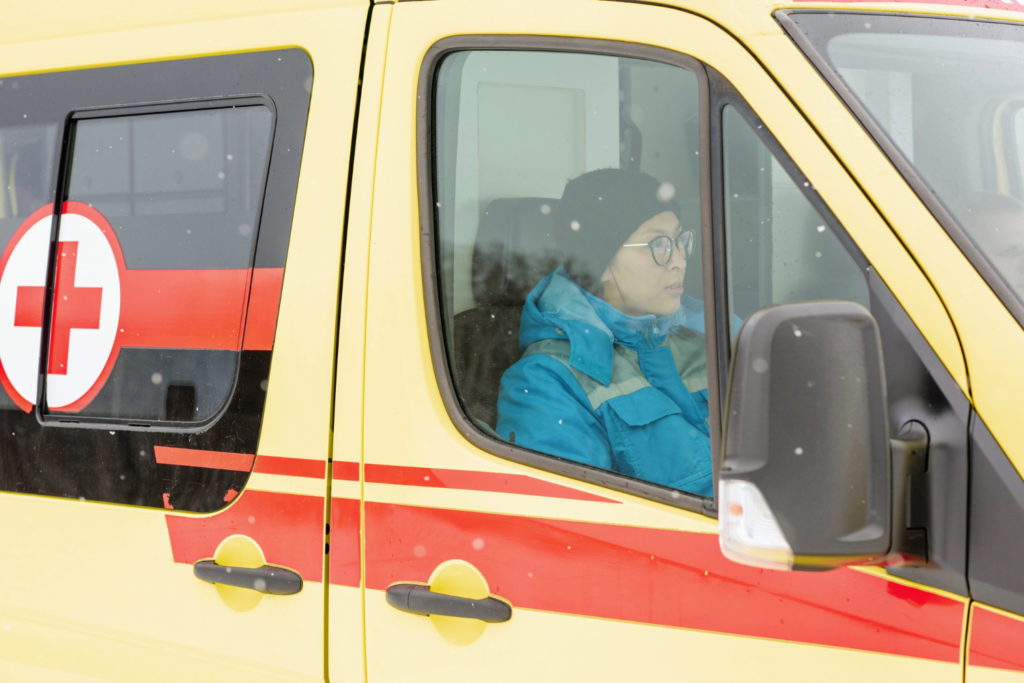 Asegurar tu tranquilidad: Cómo contratar el servicio de ambulancia perfecto para ti